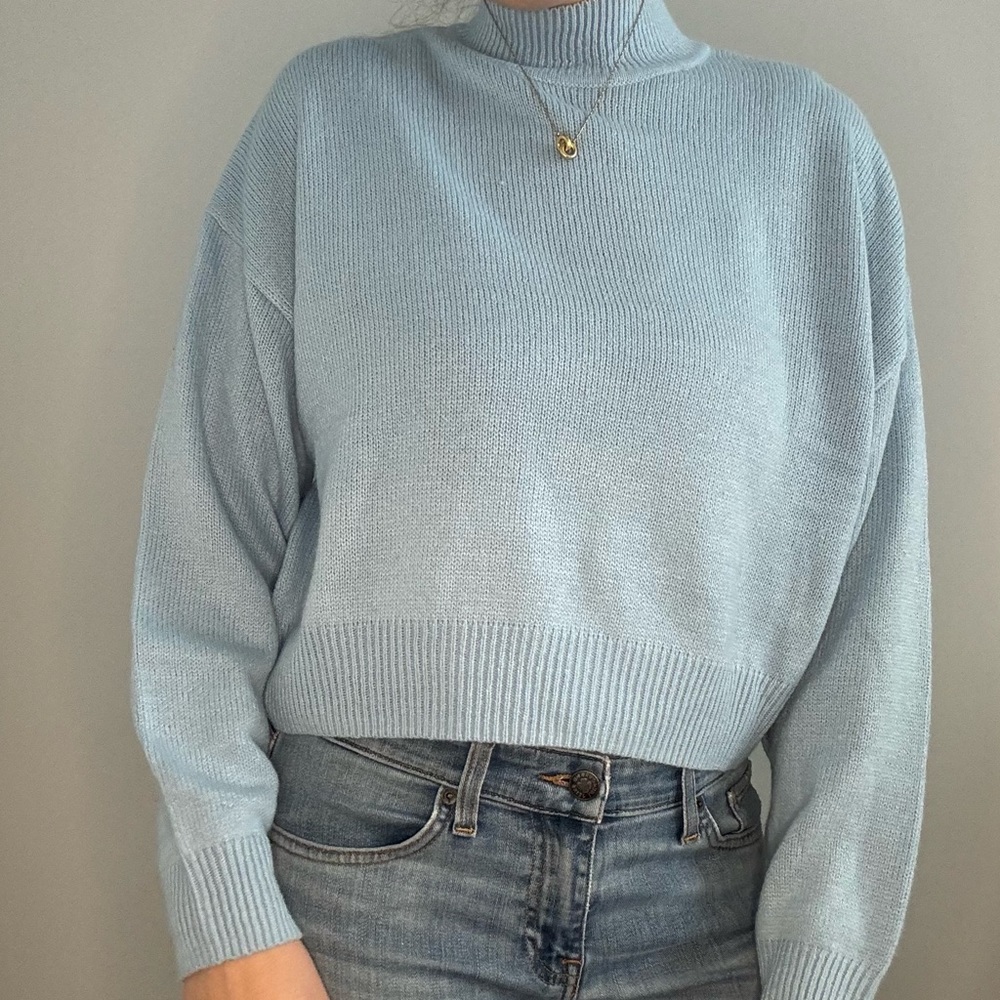 H&M cropped sweater